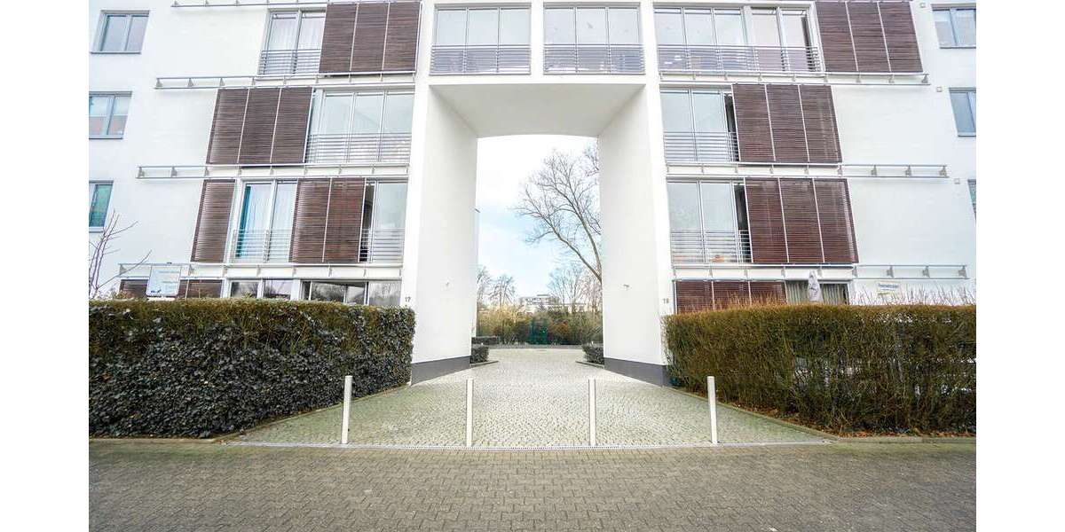 Etagenwohnung Düsseldorf-Oberkassel Oberkassel - 3 Zimmer, 88 m&sup2;, 1.671&euro; | Angebot:25027483