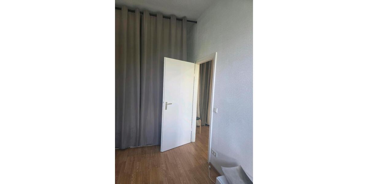Hochparterre Velbert Langenberg - 1.5 Zimmer, 60 m&sup2;, 690&euro; | Angebot:26476728