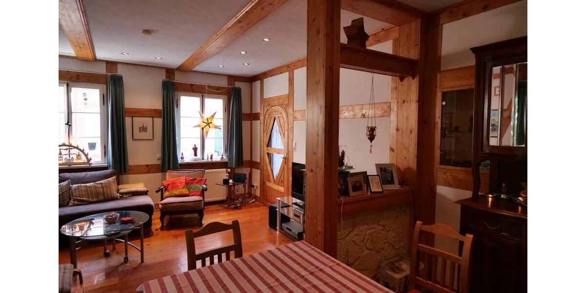 Reihenhaus Köln Innenstadt - 3 Zimmer, 93 m&sup2;, 1.200&euro; | Angebot:26592490