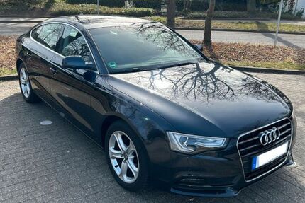 Audi A5 110.000 km 15.500 € Neuss 41464