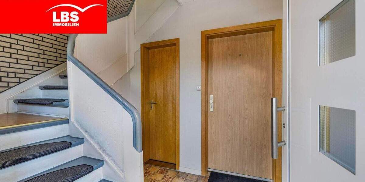 Mehrfamilienhaus, Wohnhaus Leverkusen Opladen - 6 Zimmer, 180 m&sup2;, 520.000&euro; | Angebot:24460008