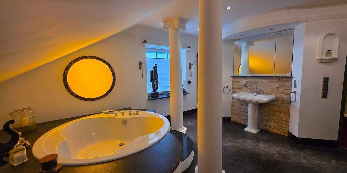 Mehrfamilienhaus, Wohnhaus Velbert Tönisheide - 4 Zimmer, 220 m&sup2;, 820.000&euro; | Angebot:23944329