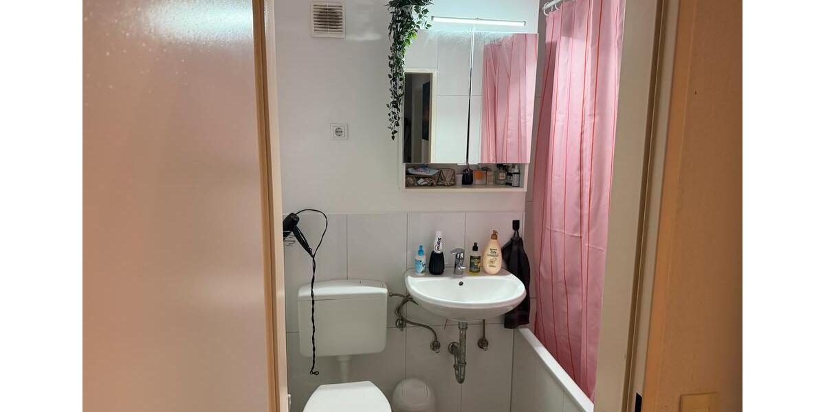 Etagenwohnung Ratingen Homberg - 3 Zimmer, 64 m&sup2;, 640&euro; | Angebot:26671703