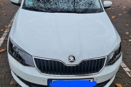Skoda Fabia 146.000 km 8.500 &euro; Bergisch Gladbach 51427