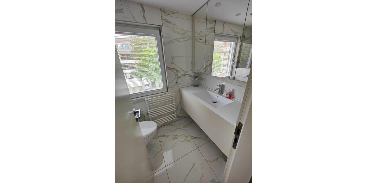 Maisonettenwohnung Düsseldorf Düsseltal - 5 Zimmer, 224 m&sup2;, 5.500&euro; | Angebot:24526472