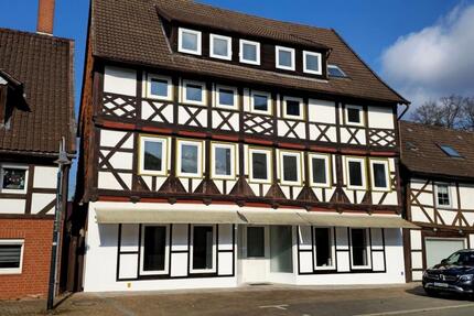 Frisch saniertes Haus mit 5 Wohnungen, Werkstatt, Stellplätzen