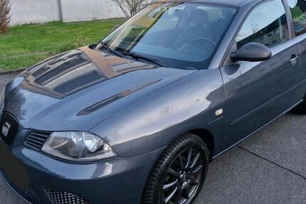 Seat Ibiza 95.000 km 2.500 &euro; Schwelm 58332