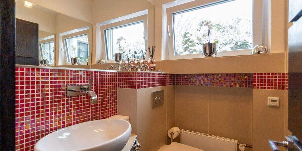 Einfamilienhaus Neuss Selikum - 9 Zimmer, 390 m&sup2;, 1.750.000&euro; | Angebot:24557679