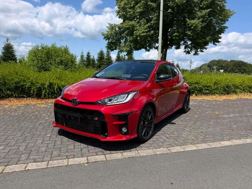 Yaris