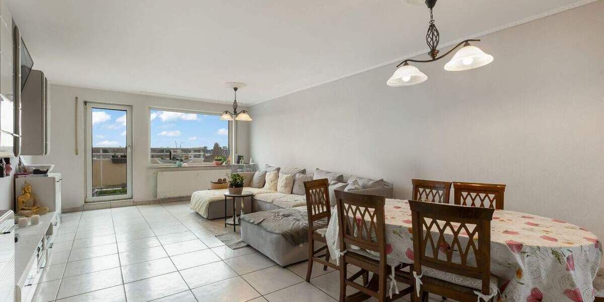 Etagenwohnung Köln Niehl - 3 Zimmer, 83 m&sup2;, 349.000&euro; | Angebot:24825568