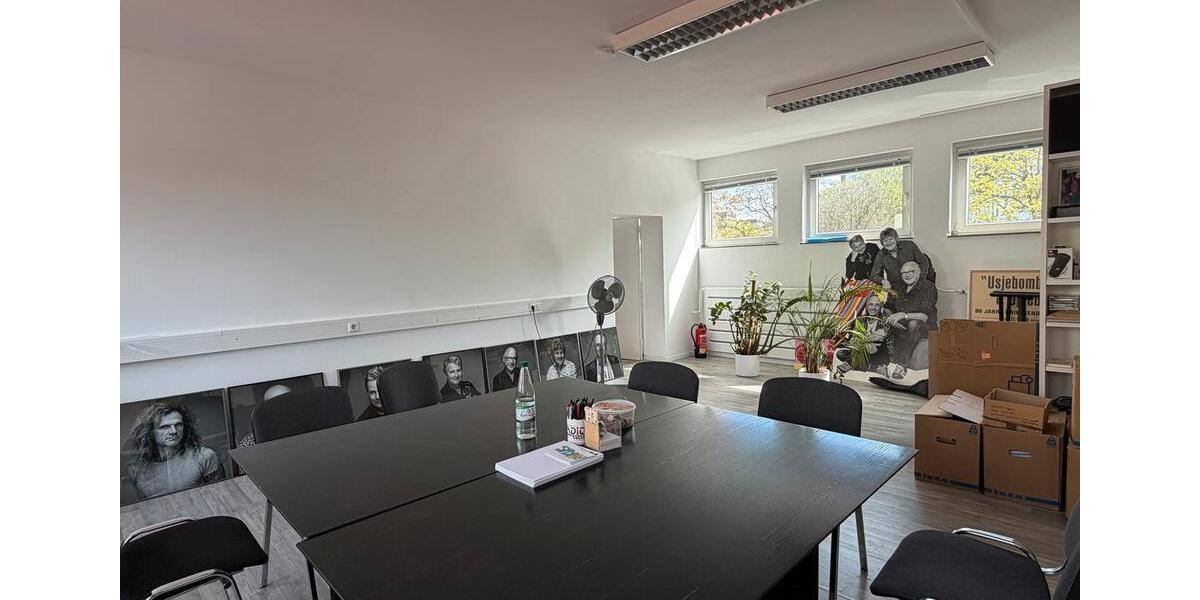 Gewerbeobjekt Bergisch Gladbach Alt-Frankenforst - 2.500&euro; | Angebot:26086954