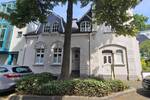 Moderne Architektur trifft auf charmante Baukunst – Häuserensemble aus 2 Einfamilienhäuser, EinliegerWohnung + Fabrikgebäude