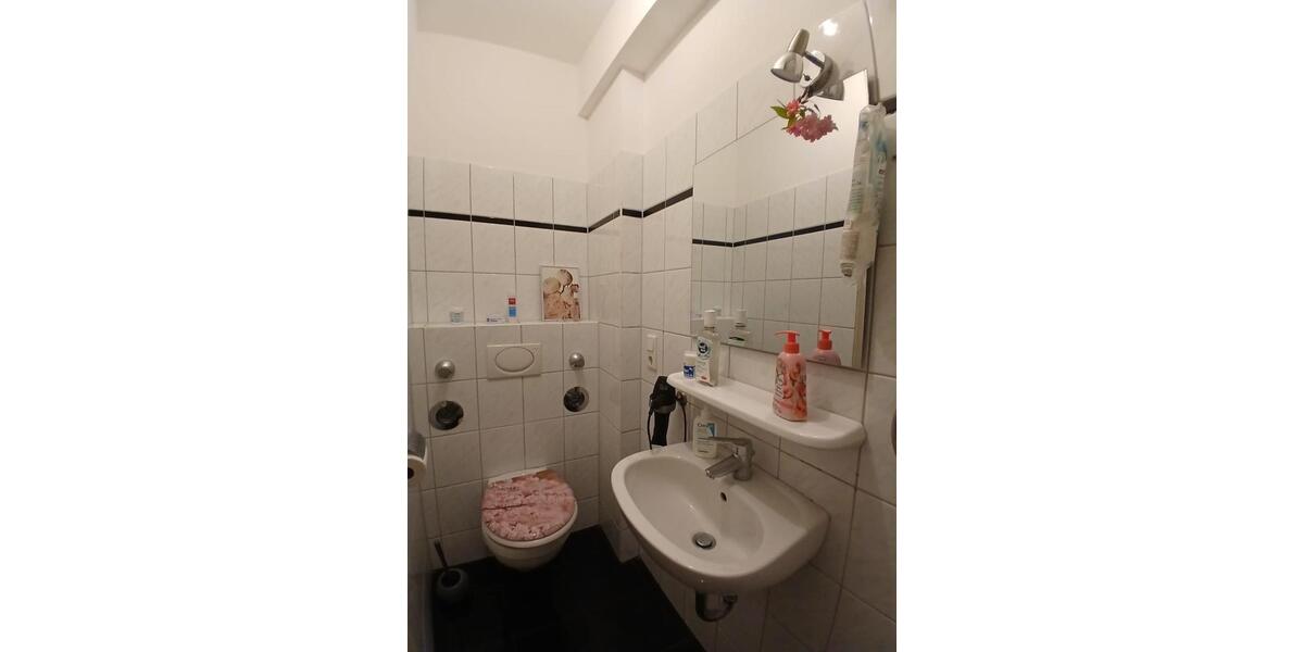 Erdgeschoßwohnung Solingen Wald - 2 Zimmer, 55 m&sup2;, 695&euro; | Angebot:24370258