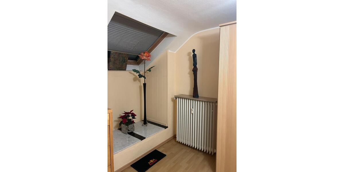 Dachgeschoßwohnung Neuss Augustinusviertel - 1 Zimmer, 50 m&sup2;, 750&euro; | Angebot:24836698