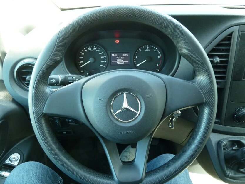 Mercedes-Benz Vito 114 CDI Mixto 5 Sitze org.6900KM Beule 6.900 km 16.900 € Ratingen 40885