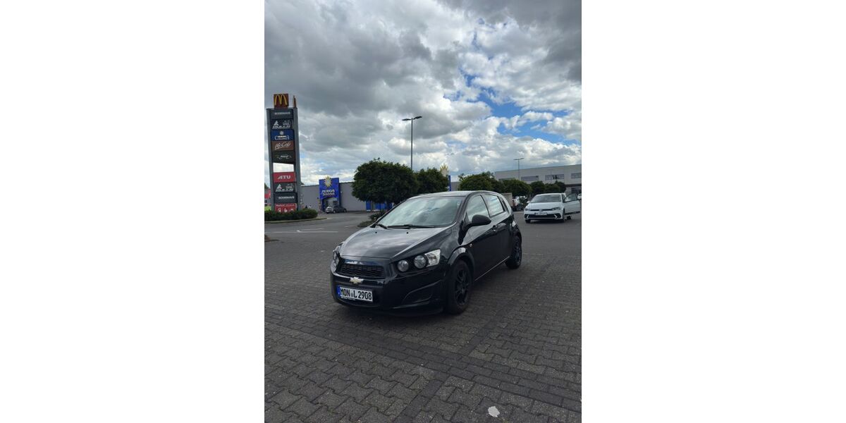 Chevrolet Aveo 138.120 km 3.850 &euro; Köln 51105