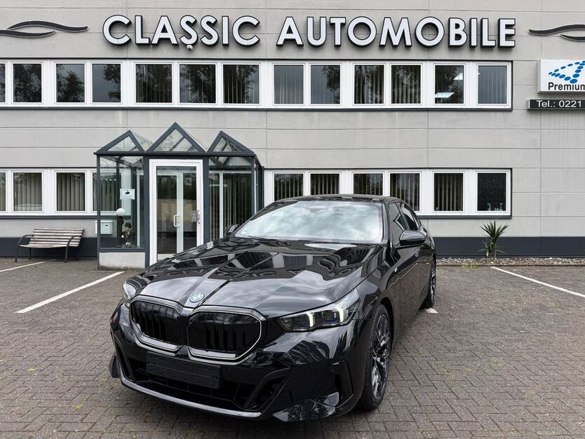 BMW 530 4.100 km 74.850 € Köln 50739
