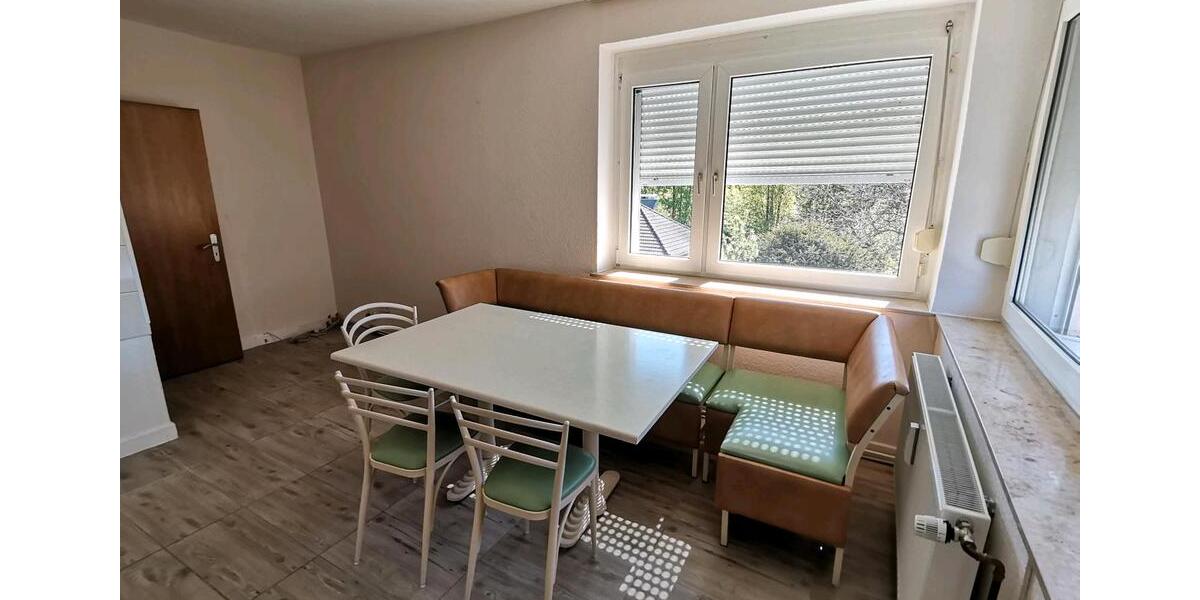 Etagenwohnung Wermelskirchen - 3 Zimmer, 80 m&sup2;, 1.020&euro; | Angebot:27551964
