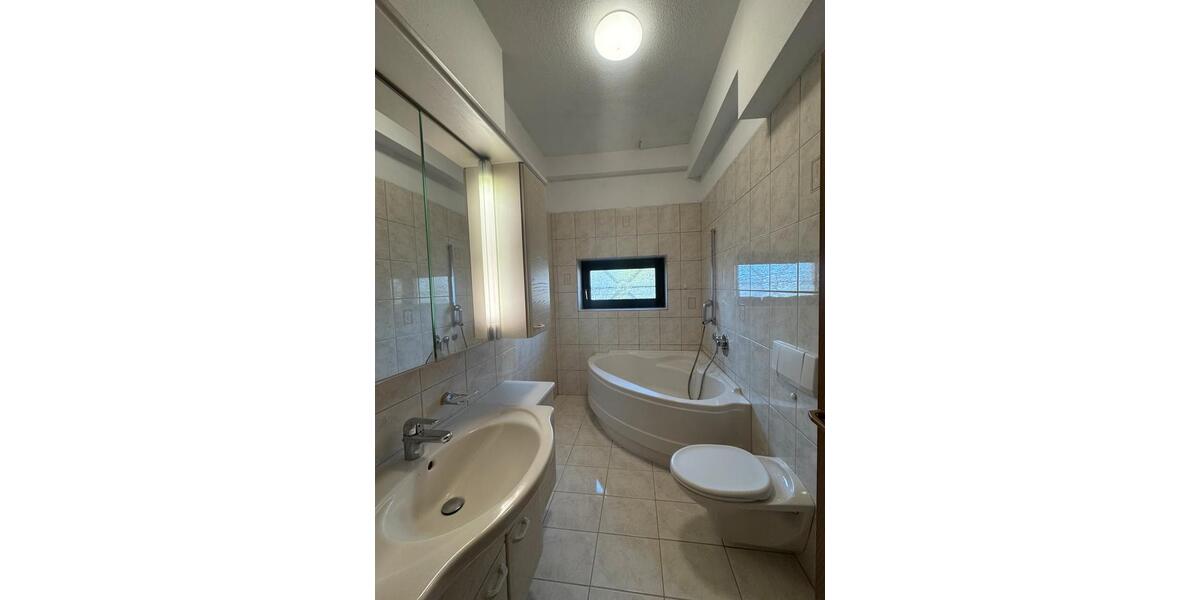 Erdgeschoßwohnung Köln Kalk - 2 Zimmer, 60 m&sup2;, 800&euro; | Angebot:26688490