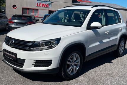 VW Tiguan 89.500 km 11.490 &euro; Solingen 42653