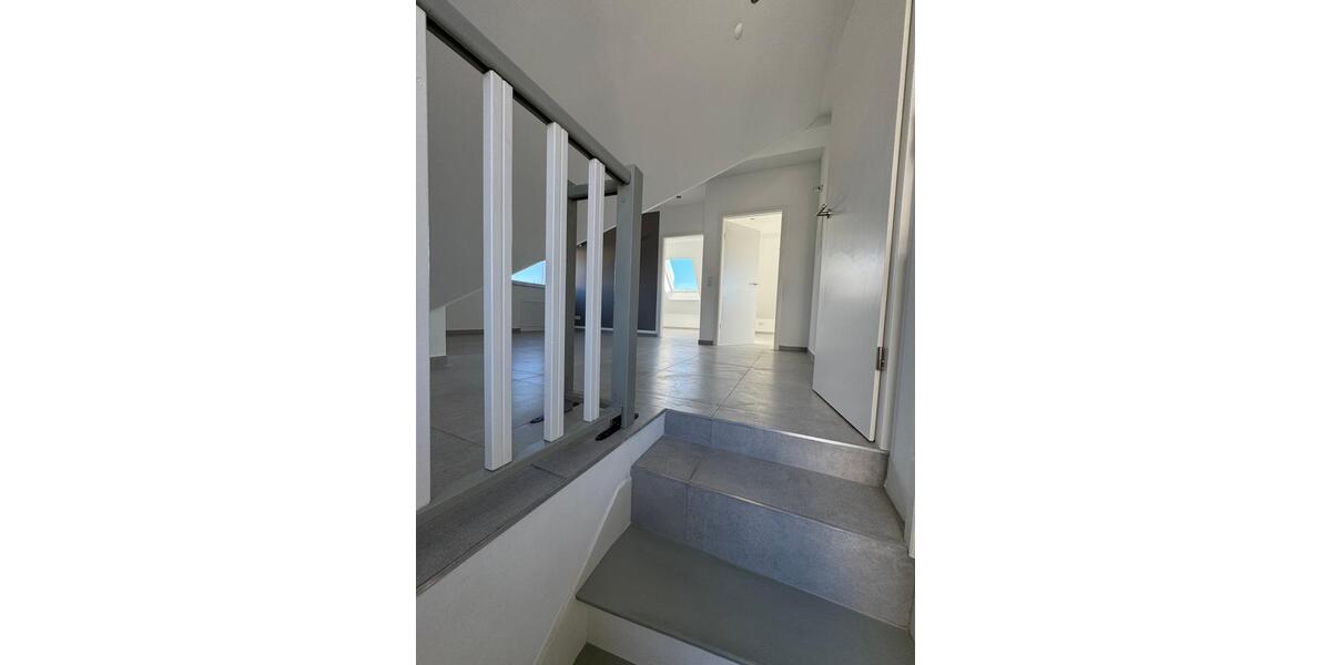 Maisonettenwohnung Wuppertal Gemarkung Ronsdorf - 4 Zimmer, 120 m&sup2;, 1.560&euro; | Angebot:24397749