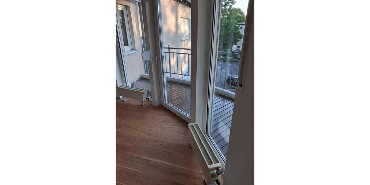 Etagenwohnung Leverkusen - 2 Zimmer, 71 m&sup2;, 1.000&euro; | Angebot:26633962