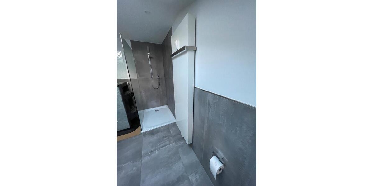 Etagenwohnung Lindlar - 3 Zimmer, 125 m&sup2;, 1.100&euro; | Angebot:25979628