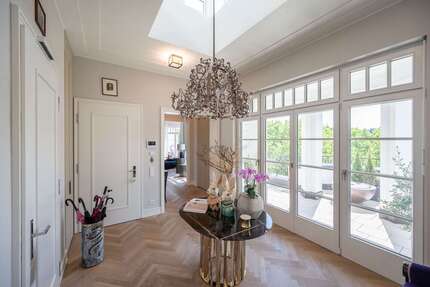 Wohnung zum Kaufen in Düsseldorf-Zoo 3.485.000 € 219 m² 4 zimmer