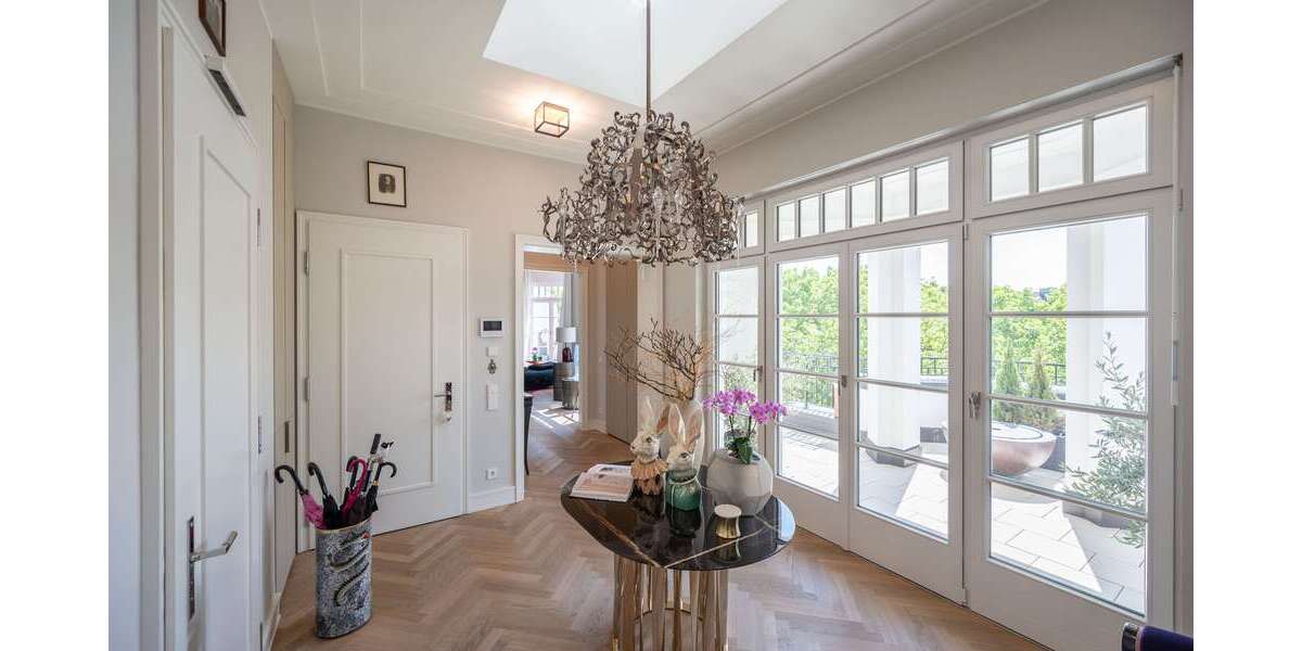 Wohnung zum Kaufen in Düsseldorf-Zoo 3.485.000 € 219 m² 4 zimmer