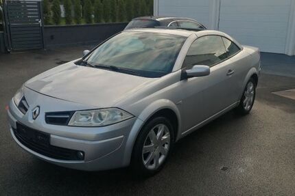 Renault Megane 230.000 km 2.699 € solingen 42657