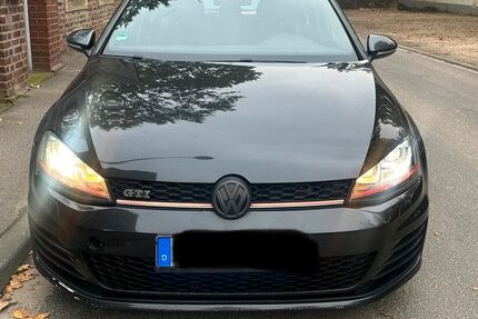 VW Golf 123.000 km 15.500 &euro; Köln 50737