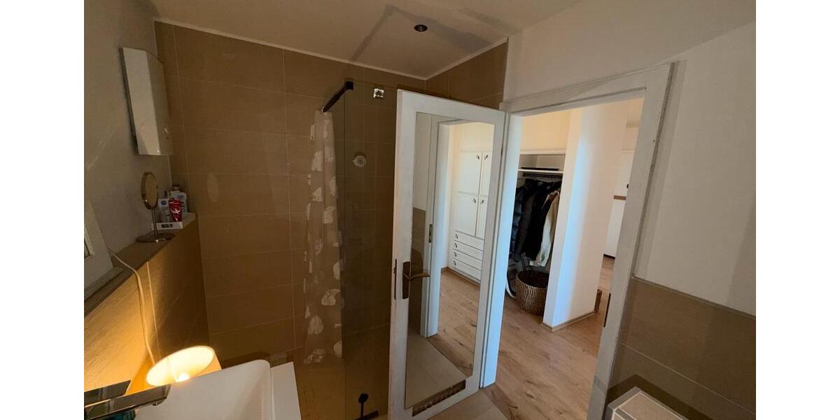 Dachgeschoßwohnung Leverkusen Bergisch Neukirchen - 3 Zimmer, 80 m&sup2;, 850&euro; | Angebot:26447996