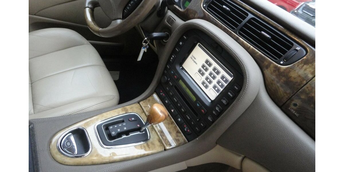 Jaguar S-Type 3.0 V6 Executive Autom Leder Navi Xenon 114.000 km 9.999 &euro; Neuss 41462