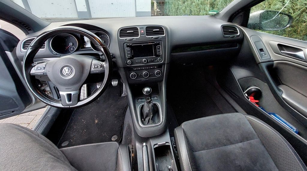 VW Golf 235.000 km 5.200 € Ennepetal 58256