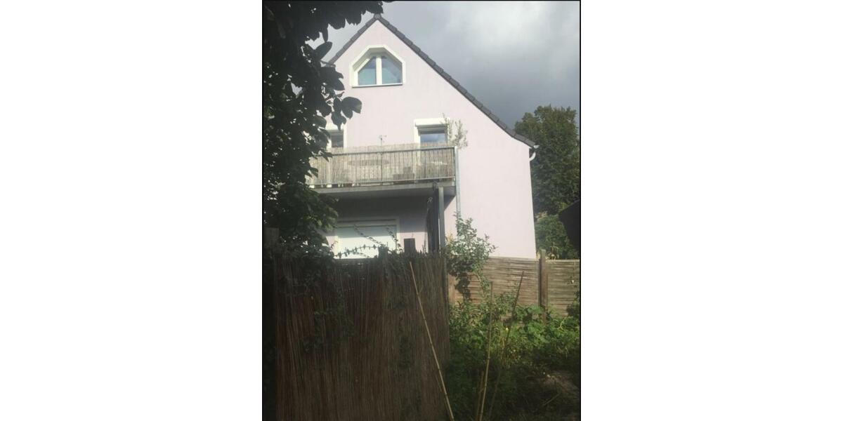 Mehrfamilienhaus, Wohnhaus Düsseldorf Heerdt - 8 Zimmer, 200 m&sup2;, 1.000.000&euro; | Angebot:24335678