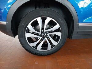 VW T-Roc Active Cabrio 1.5 TSI ACC Navi PDC SHZ 23.625 km 23.800 € HAAN 42781