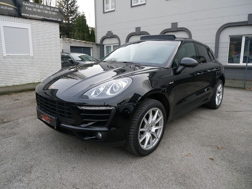 Porsche Macan 240.489 km 23.450 € Mülheim an der Ruhr 45473