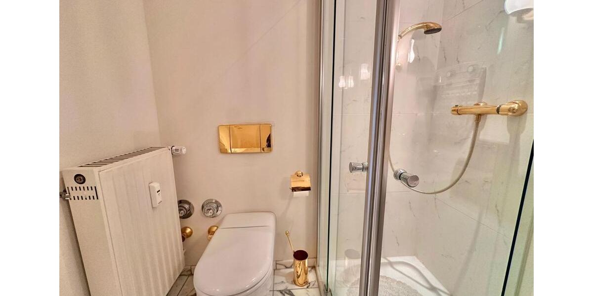 Etagenwohnung Wuppertal Gemarkung Barmen - 5 Zimmer, 230 m&sup2;, 2.500&euro; | Angebot:24302247