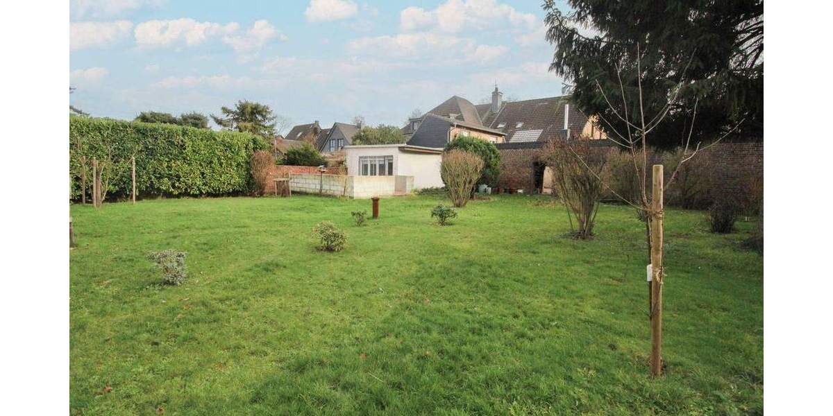 Einfamilienhaus Dormagen Delrath - 8 Zimmer, 421.000&euro; | Angebot:24846106