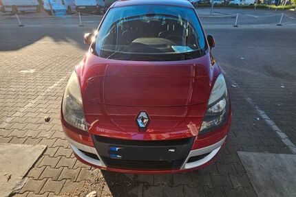 Renault Scenic 90.614 km 4.500 &euro; Düsseldorf 40217