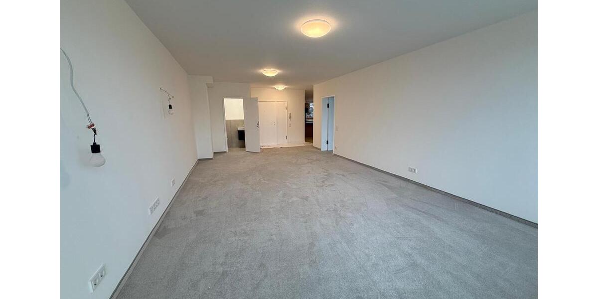 Etagenwohnung Wuppertal Dönberg - 3.5 Zimmer, 150 m&sup2;, 2.200&euro; | Angebot:24335717