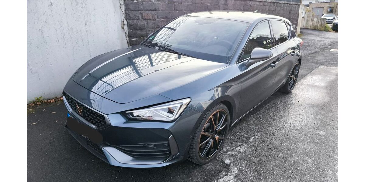 Cupra Leon 54.000 km 29.250 € Wermelskirchen 42929