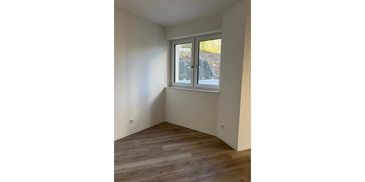 Erdgeschoßwohnung Wuppertal Dornap - 3.5 Zimmer, 96 m&sup2;, 150.000&euro; | Angebot:24675911