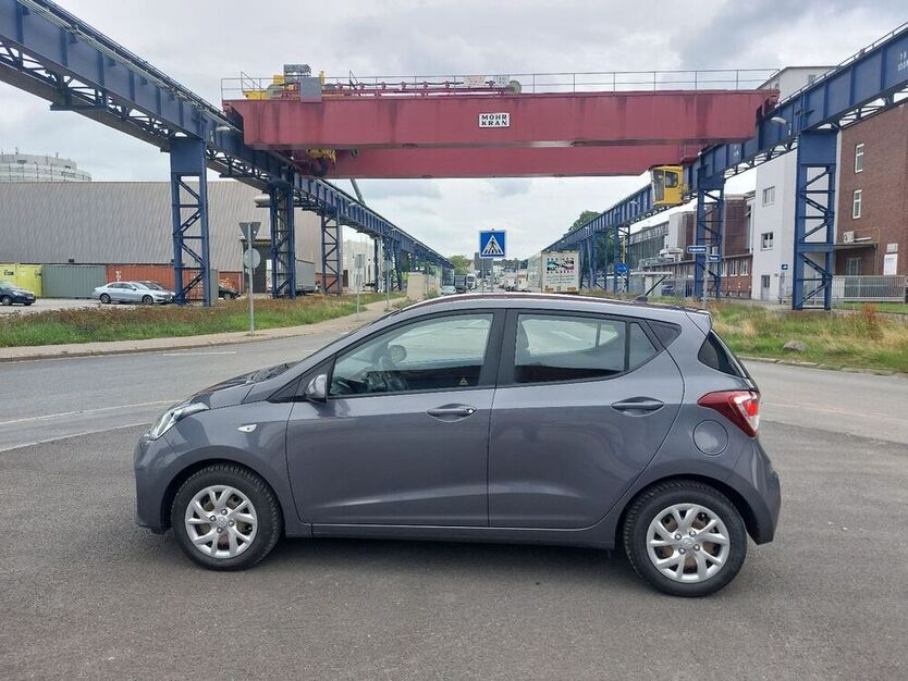 i10