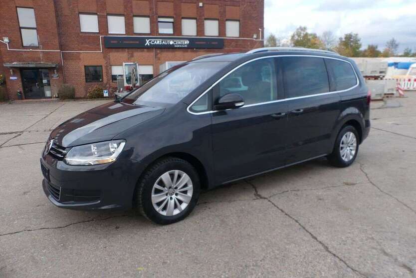 VW Sharan 113.091 km 17.950 € Essen 45309