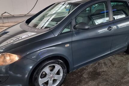 Seat Altea 142.000 km 3.350 &euro; Hückeswagen 42499