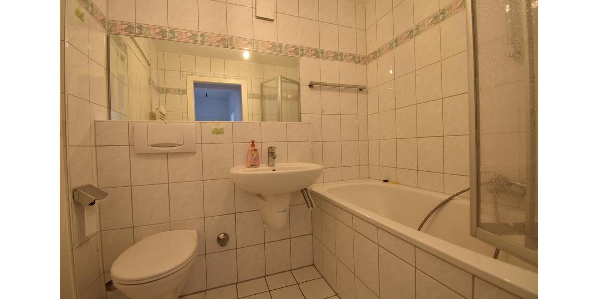 Etagenwohnung Düsseldorf Stadtbezirk 3 - 2 Zimmer, 61 m&sup2;, 1.045&euro; | Angebot:23782491