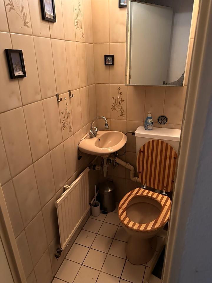 Einfamilienhaus in Frankfurt-Harheim, Garten, Garage - BEFRISTET zimmer