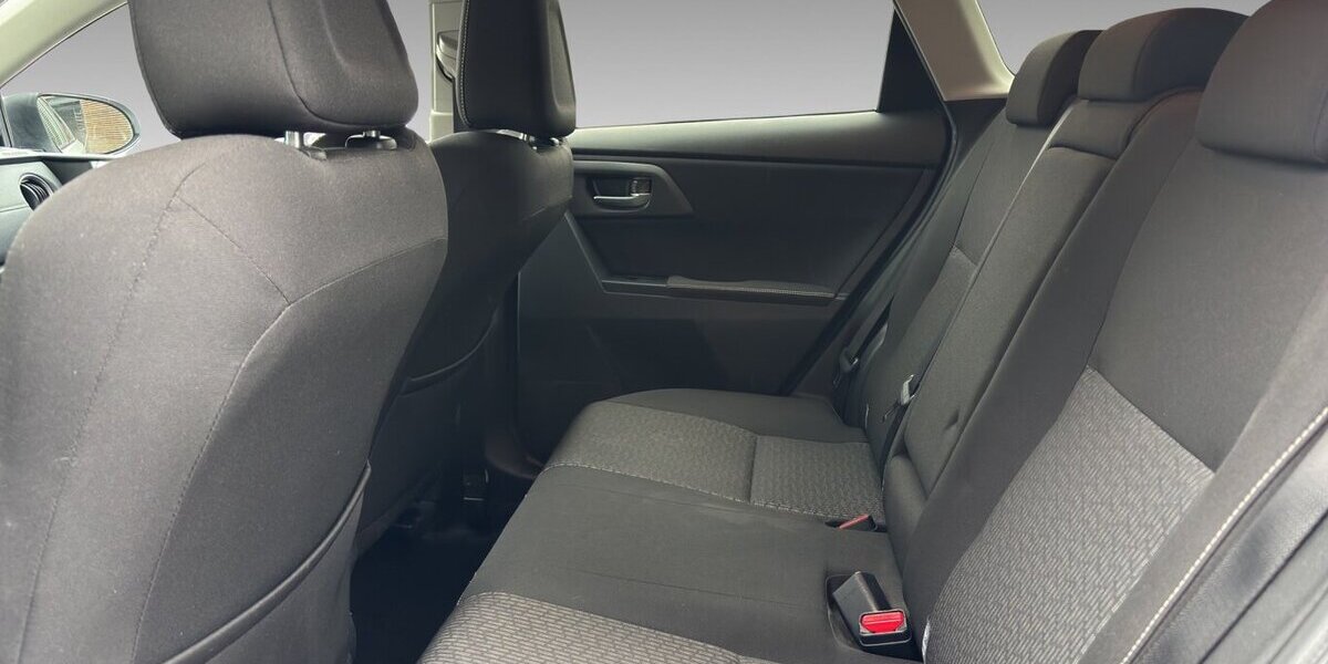 Toyota Auris Edition Klima Navi Kamera 132.068 km 8.600 &euro; Wuppertal 42327