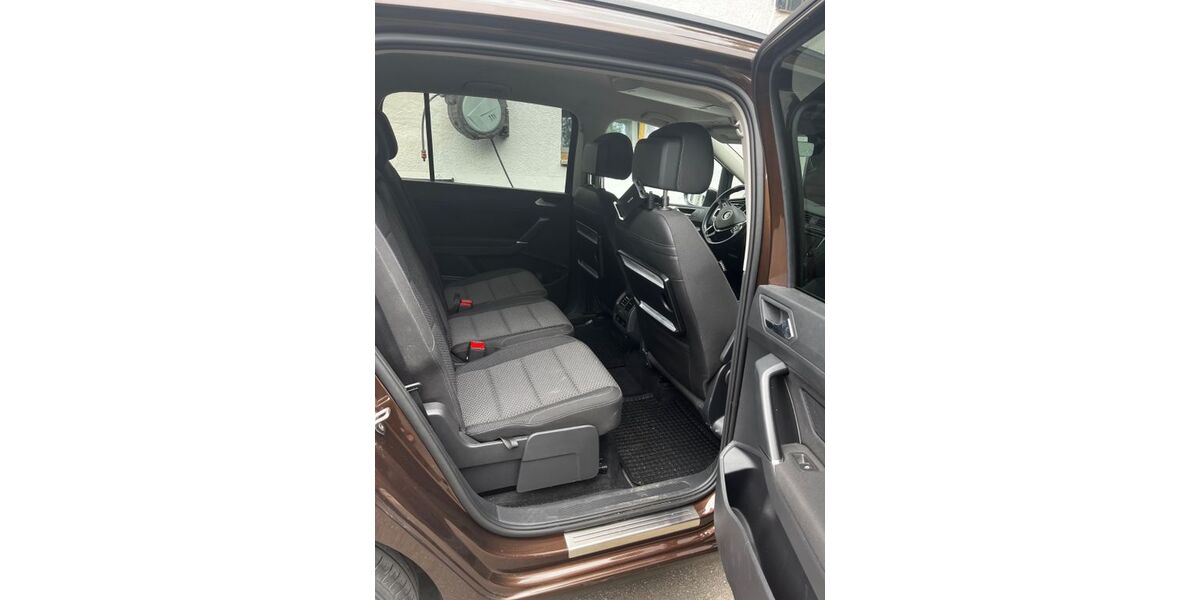 VW Touran 48.800 km 18.800 &euro; Sprockhövel 45549